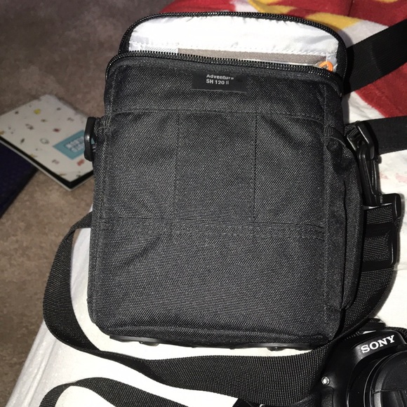 Sony cybershot Camera - Picture 7 of 7